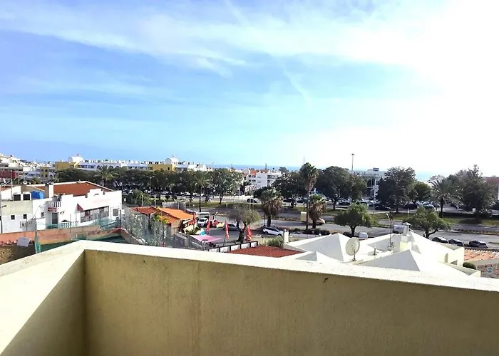 Apartment Centre View *