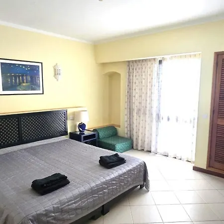 Centre View Apartman Albufeira
